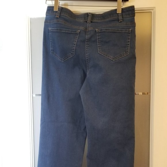2FOR$30 - Allison Daley Stretch Jean Capris - Picture 3 of 5